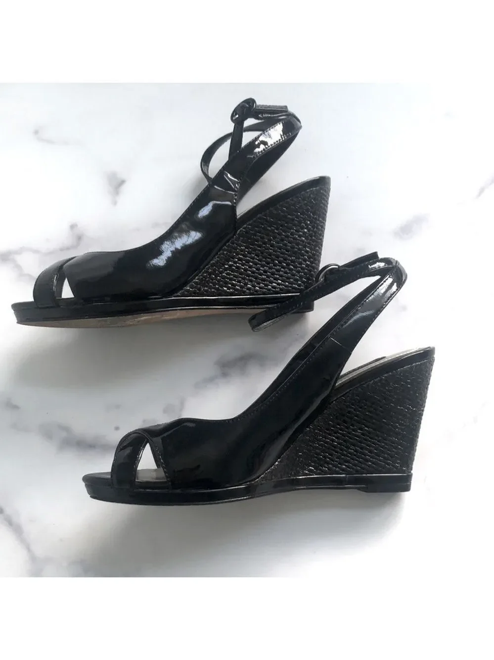 White House Black Market Wedge Karen Black Patent Leather Sandals Size 6.5m